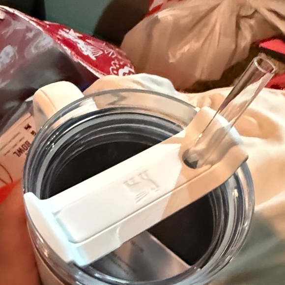 40oz frost polka dot color Stanley Quencher H2.0 Tumbler with straw lid - Picture 3 of 3